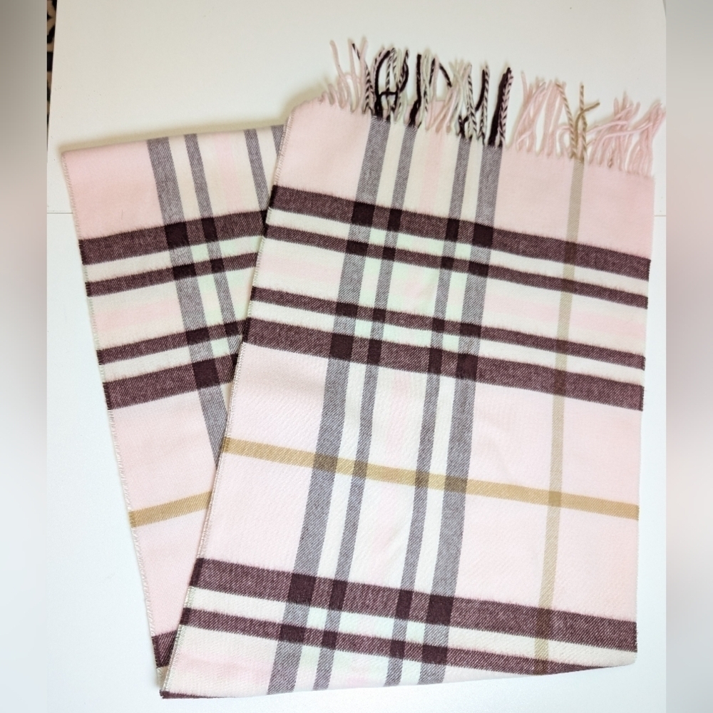 Cashmink By V. FRAAS Scarf in Pink/Burgandy Plaid With Fringe NWOT